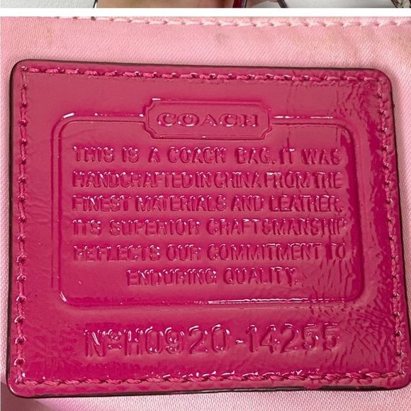 COACH Alex Op Art Patent Leather Raspberry Tote H0920-14255 - Picture 8 of 8